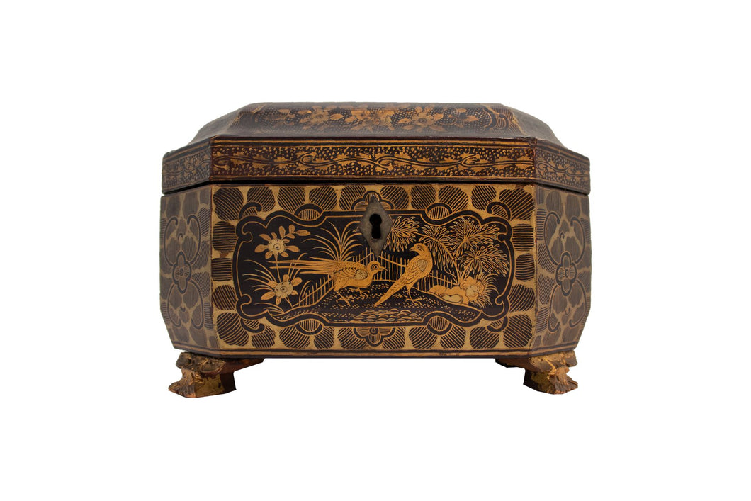 chinoserie lacquered box