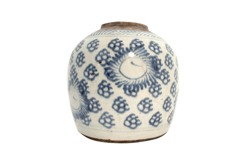 Chinese blue and white vessel